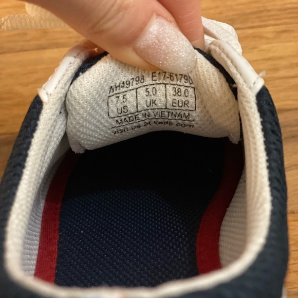 White keds - Picture 4 of 4